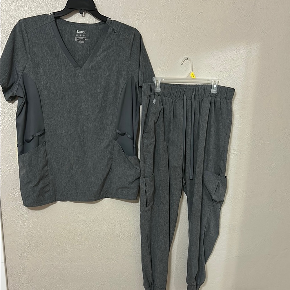 Gray Scrub Set with Pockets